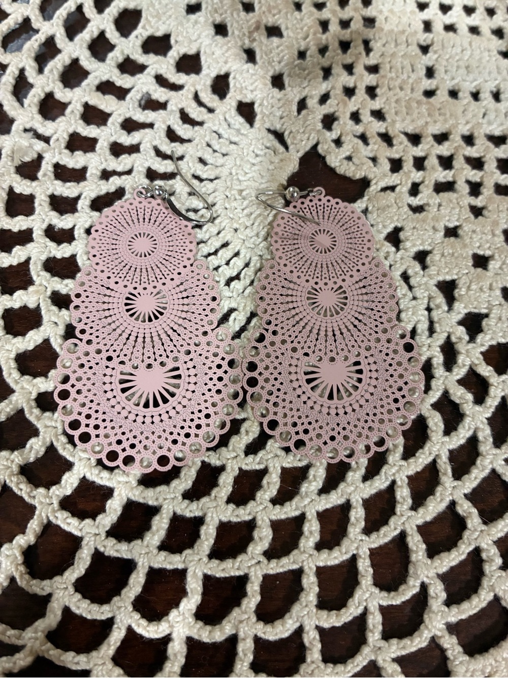 Pink Filigree Teardrop Dangle Earrings - Elegant Women Jewelry
